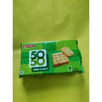 Britannia 50-50 sweet & salty biscuit
